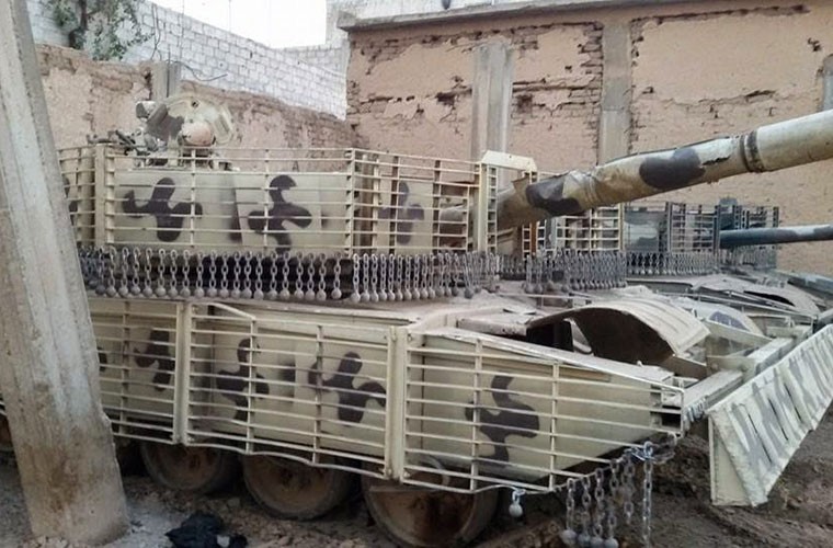 Tham thuong xe tang T-72 huyen thoai o Syria-Hinh-14